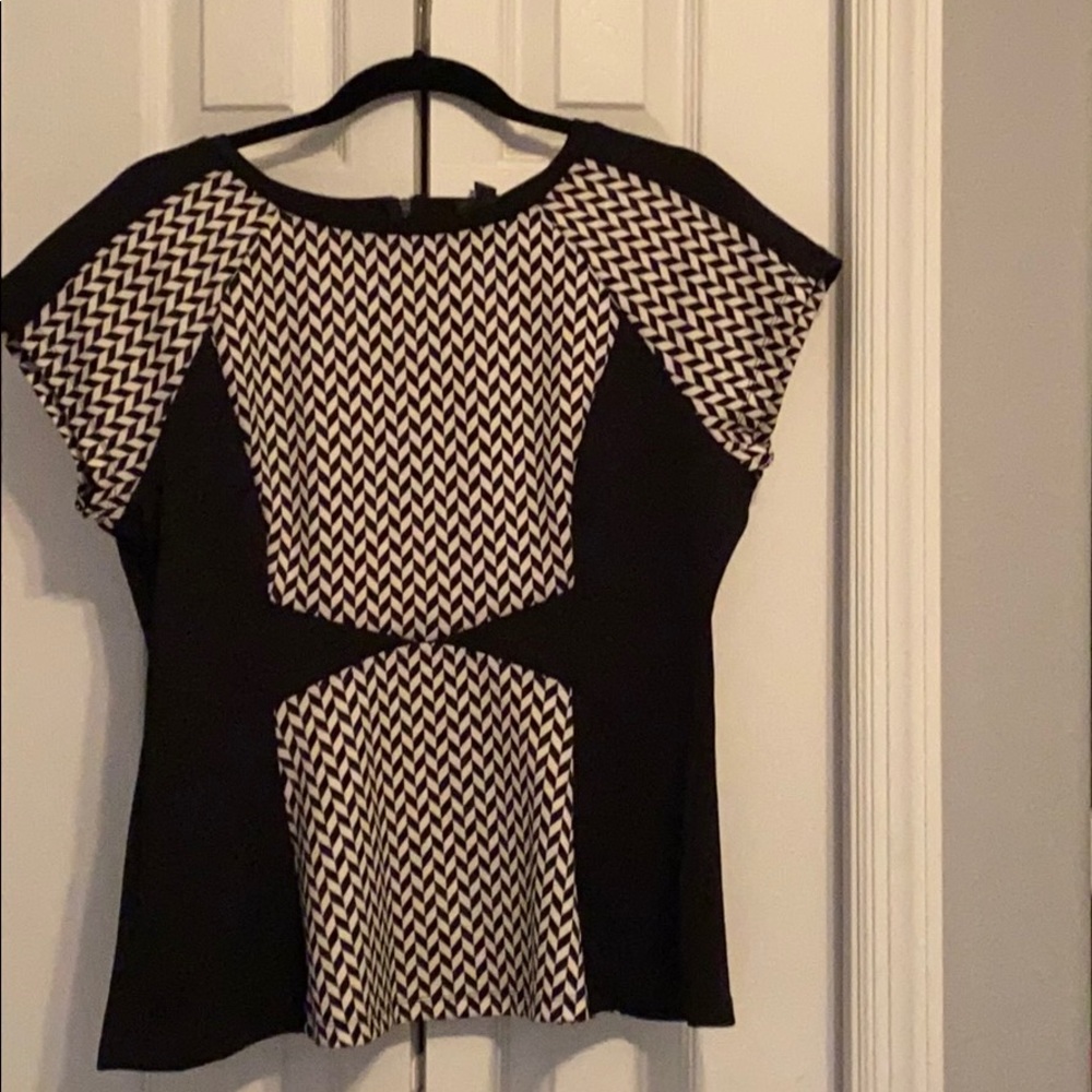 Black and white herring blouse